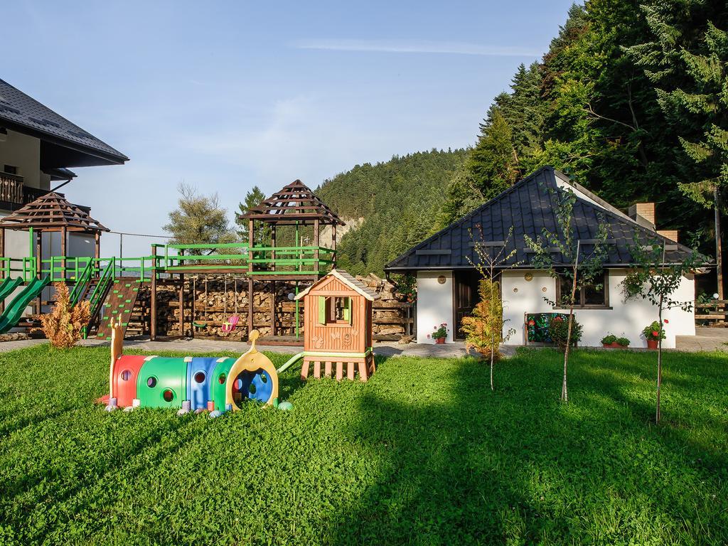 La Conac In Bucovina Hotel Gura Humorului Exterior photo